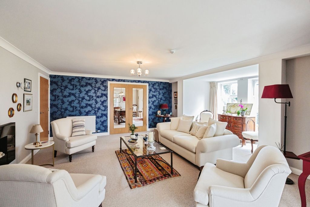 Property photo 3 of 22 Photo