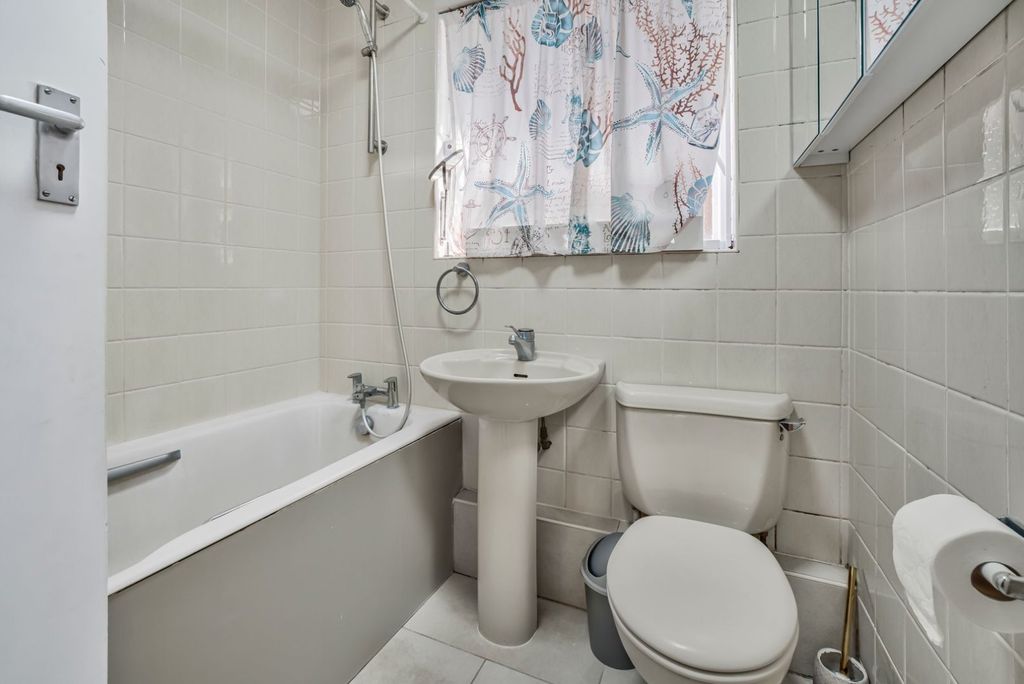 Property photo 3 of 23 Picture No. 07