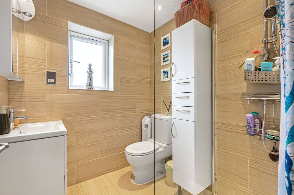 Property photo 2 of 11 Picture No. 01