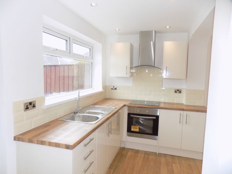 Property photo 1 of 37 Kitchen