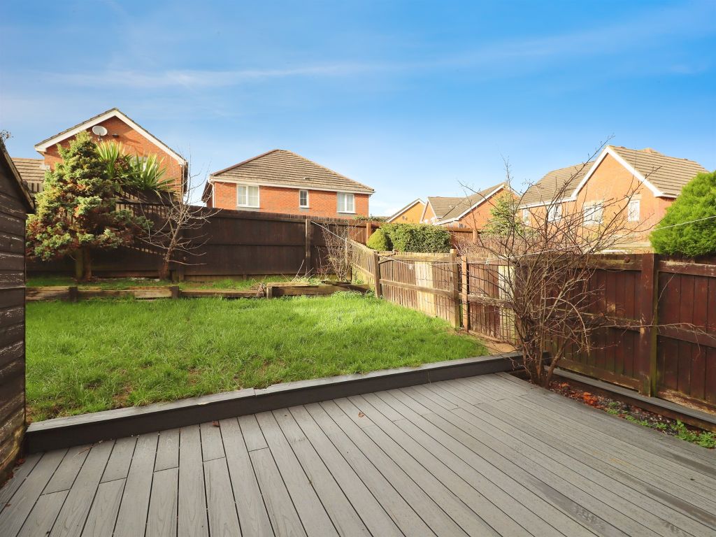 Property photo 2 of 18