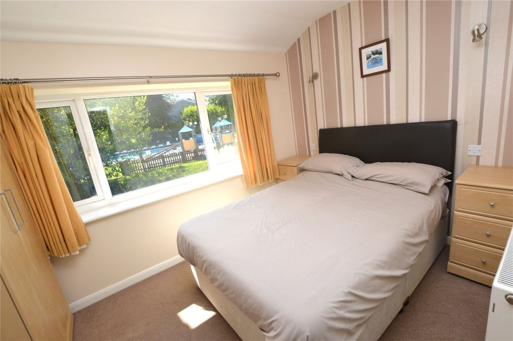 Property photo 3 of 9 Picture No. 06