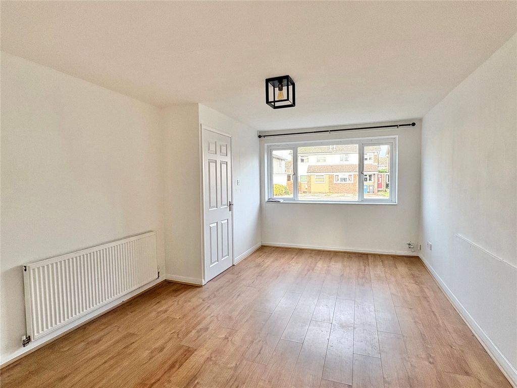 Property photo 3 of 12 Picture No. 21