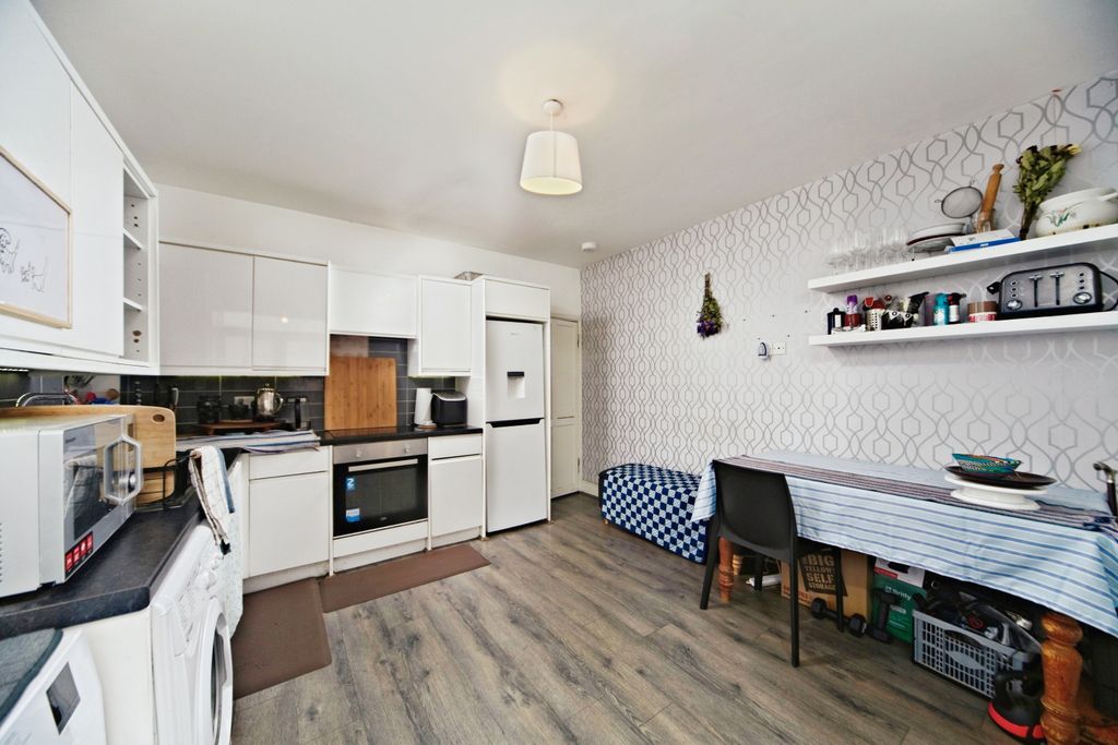 Property photo 1 of 15 Kitchen