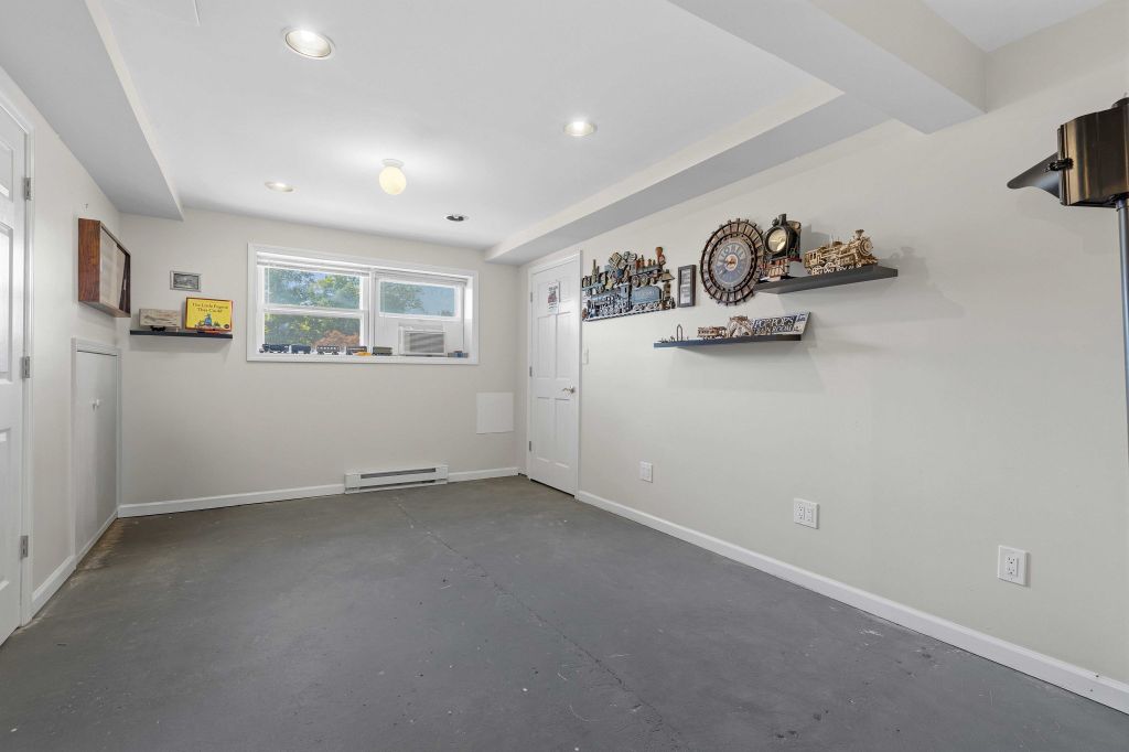Property photo 2 of 2 <Alttext/>