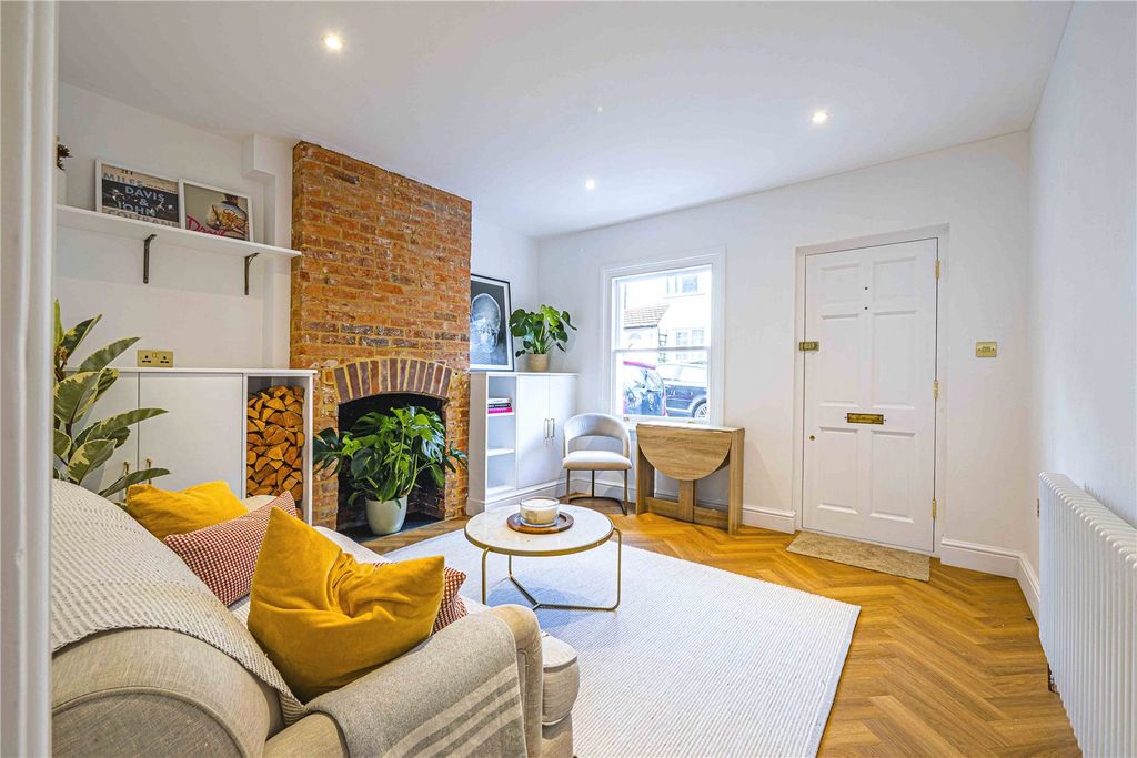 Property photo 3 of 14 Picture No. 31