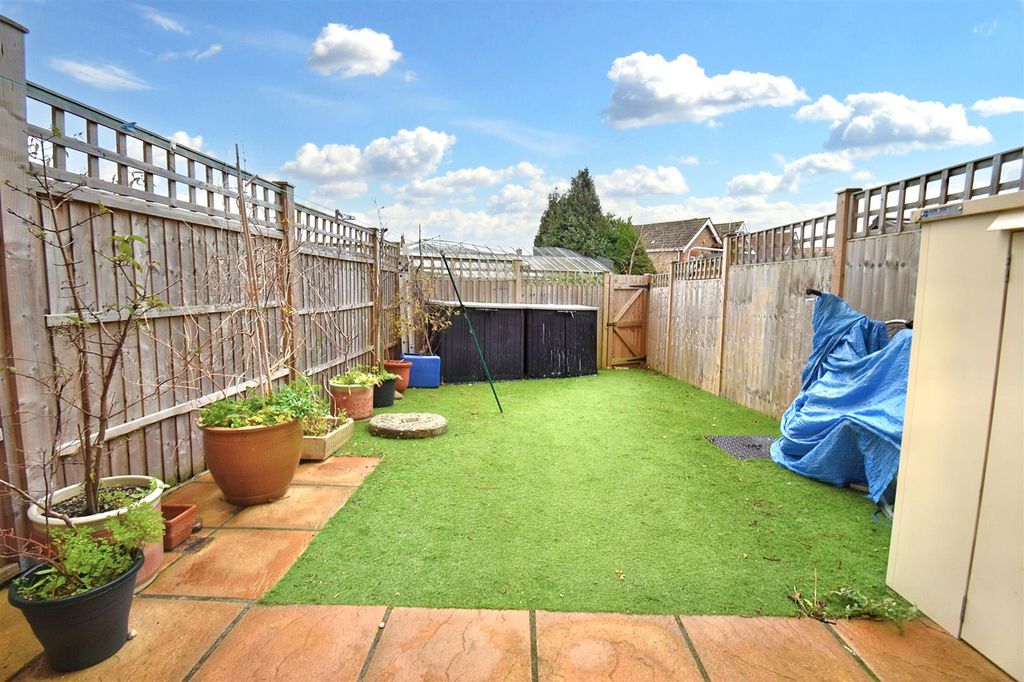 Property photo 2 of 18