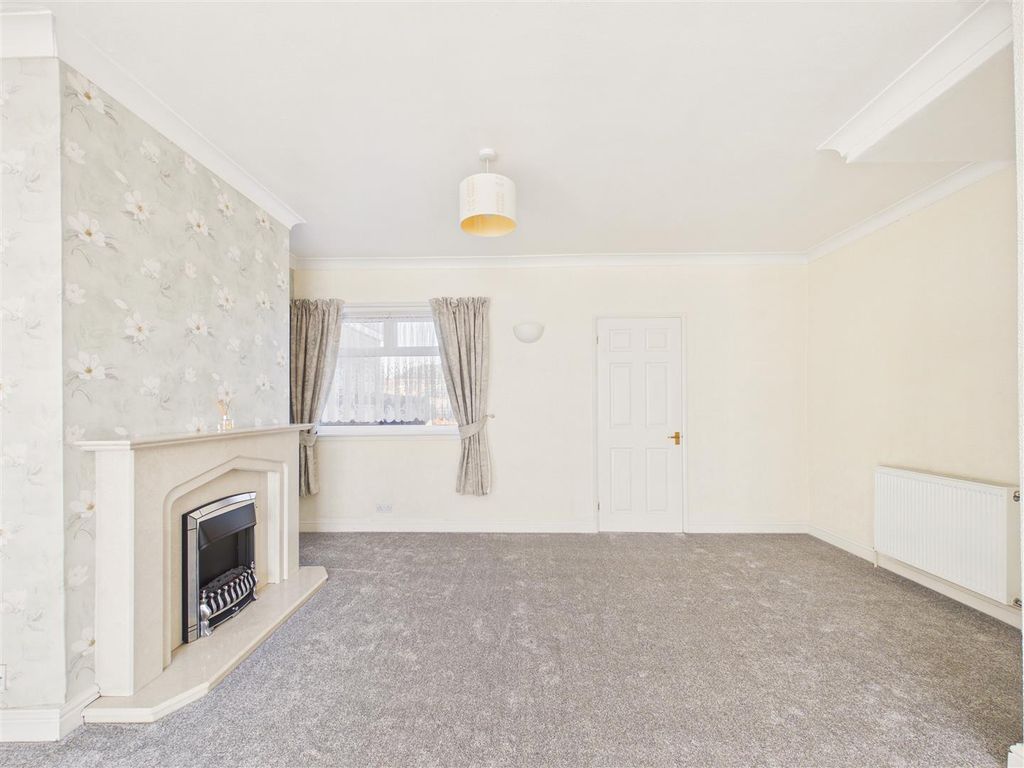 Property photo 2 of 12 Cam05451G0-Pr0109-Still007.Jpg