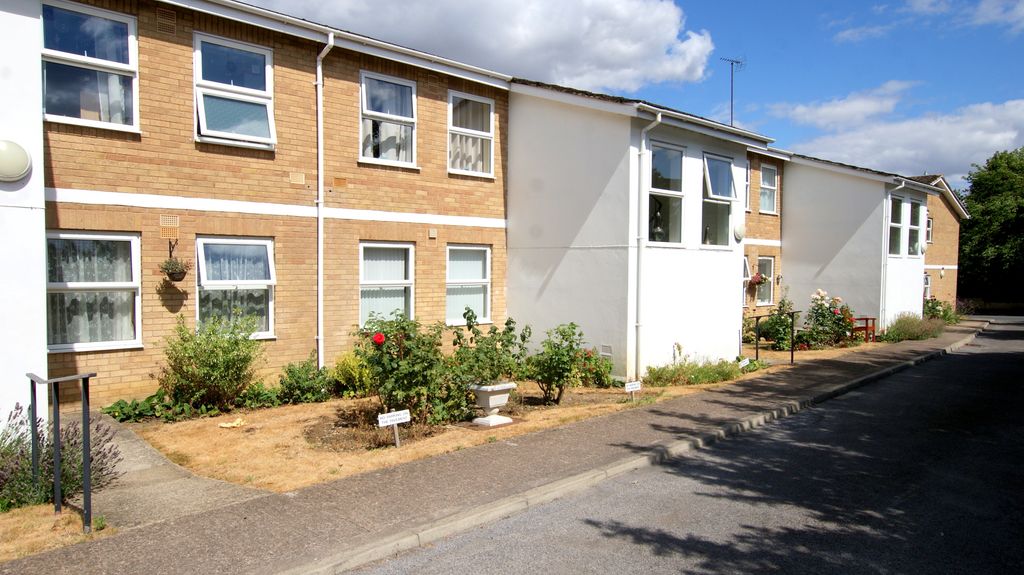 Property photo 1 of 10