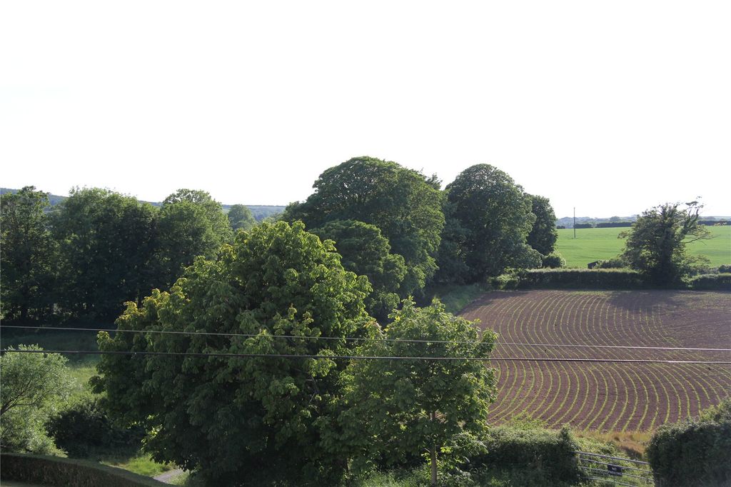 Property photo 3 of 18 Picture No. 18