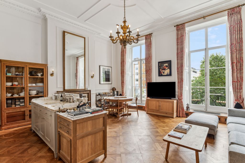 Property photo 1 of 12 Reception Room