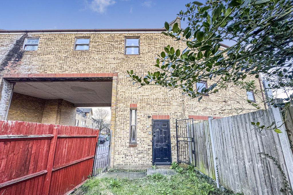Property photo 1 of 1 78 Clarence Road, Manor Park, London, E12 5Bh