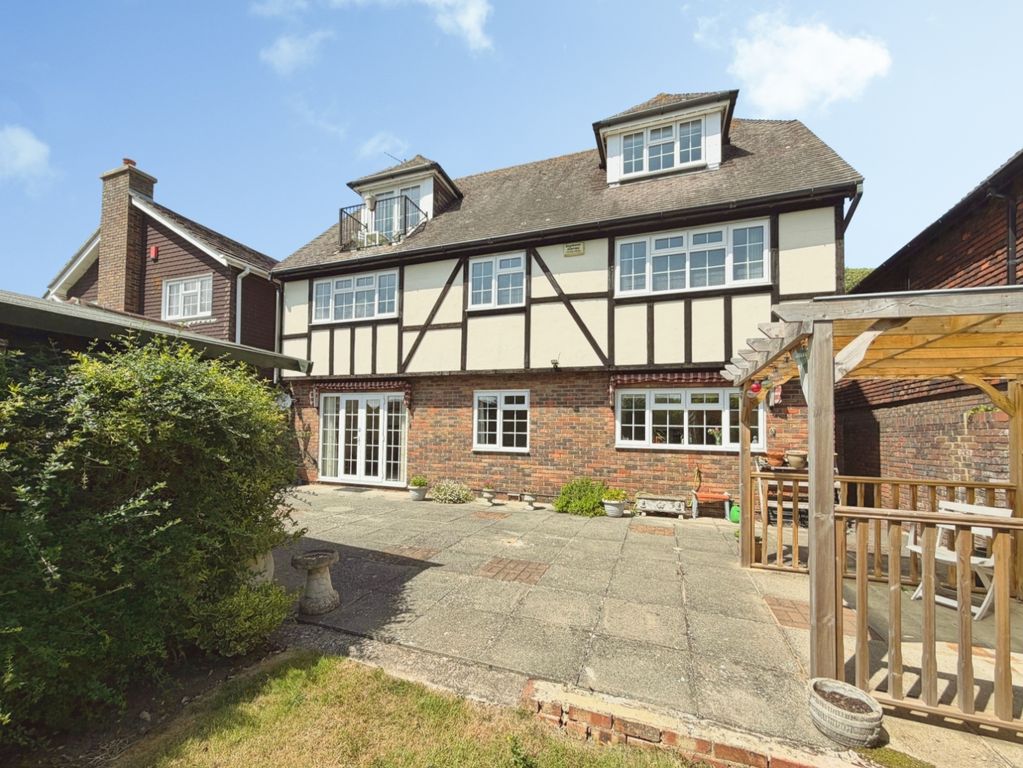 Property photo 3 of 22