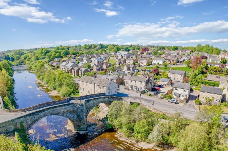 Property photo 1 of 29 Photo 2