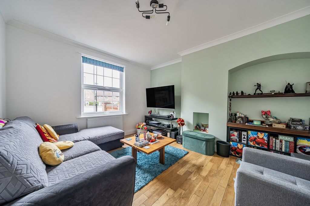 Property photo 3 of 18 Reception