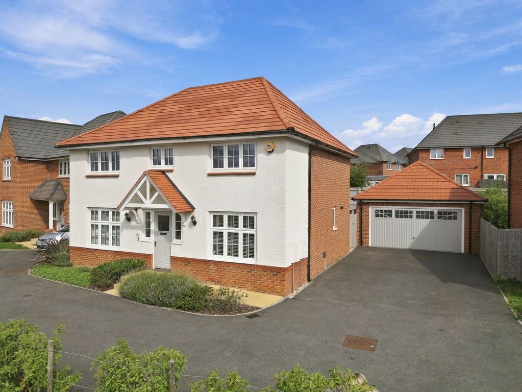 Property photo 1 of 33