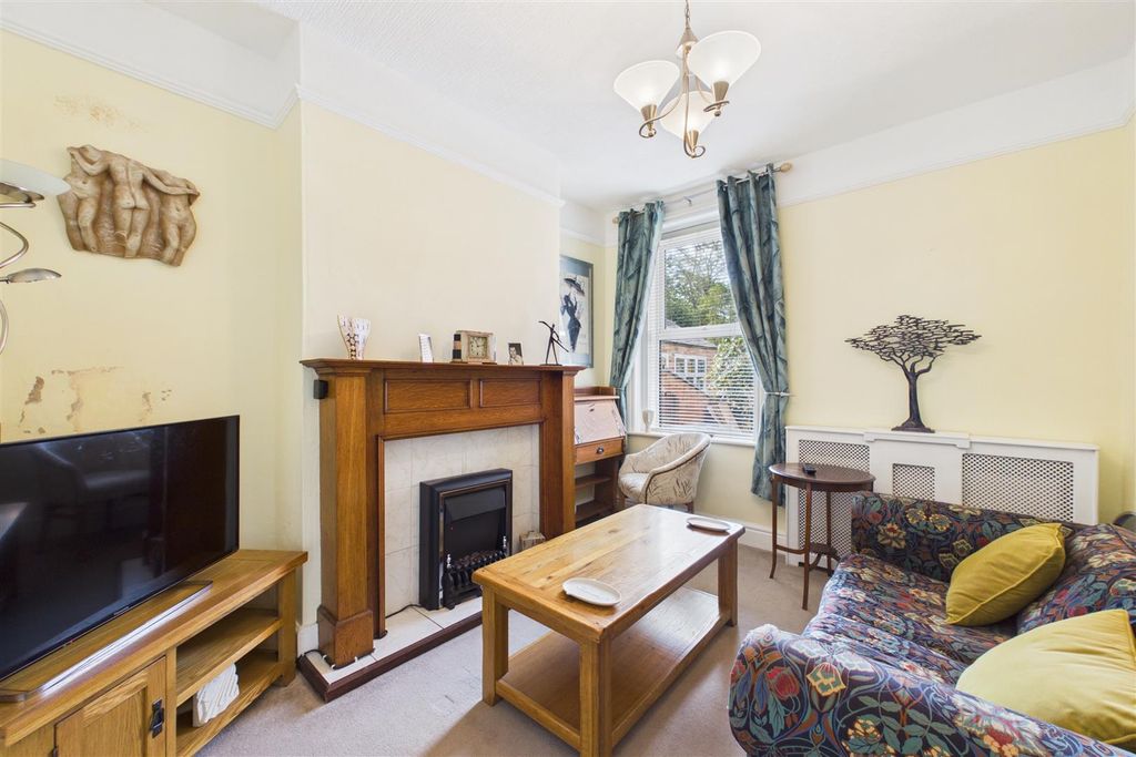 Property photo 3 of 16 Sitting Room