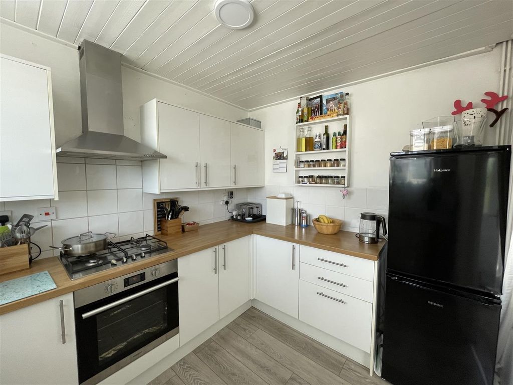 Property photo 3 of 17 Img_7063.Jpg