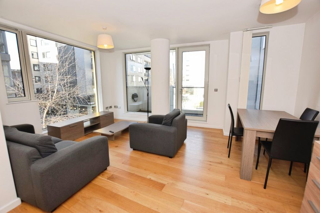 Property photo 1 of 17 Picture No. 13