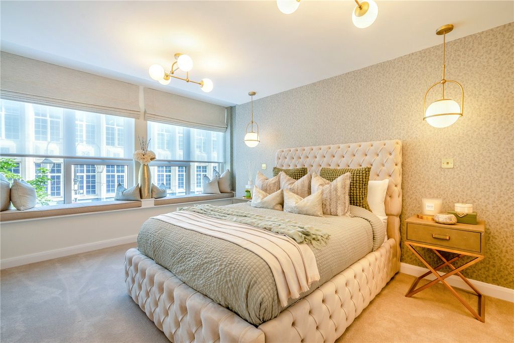 Property photo 2 of 13 Picture 2