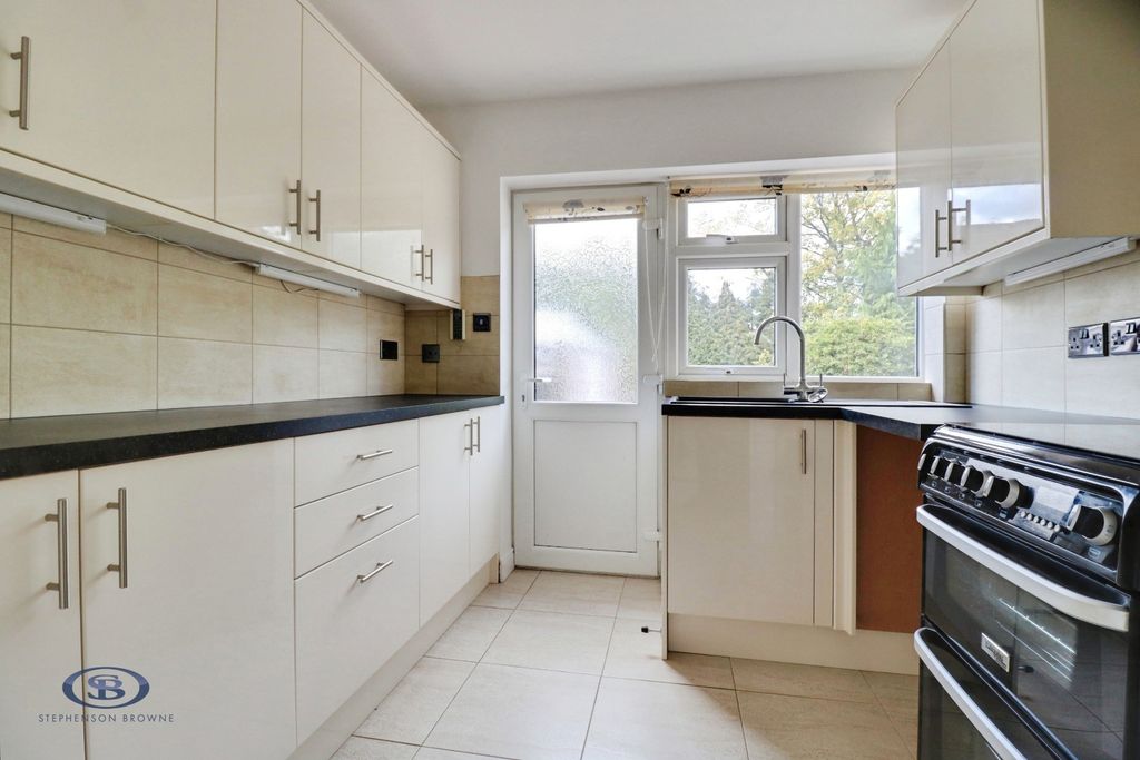 Property photo 3 of 18 Pbox-Img.Jpg