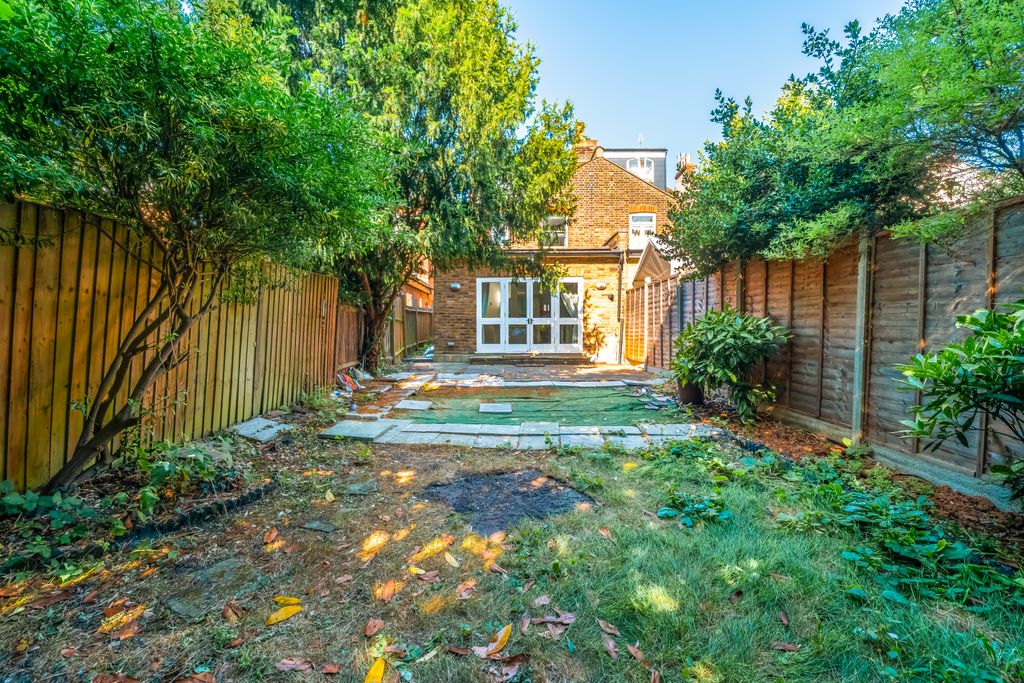 Property photo 3 of 22