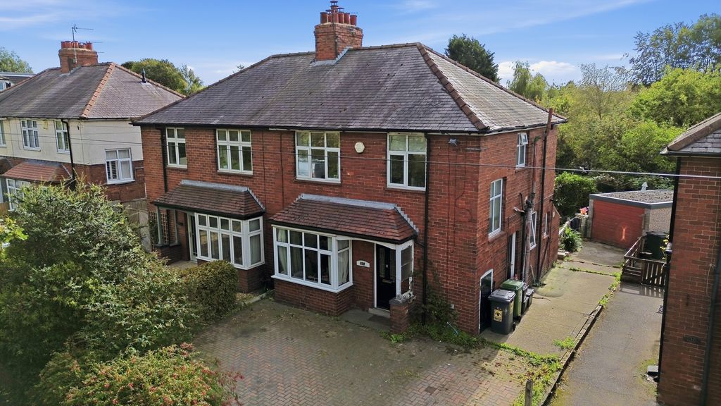 Property photo 1 of 12 Img001