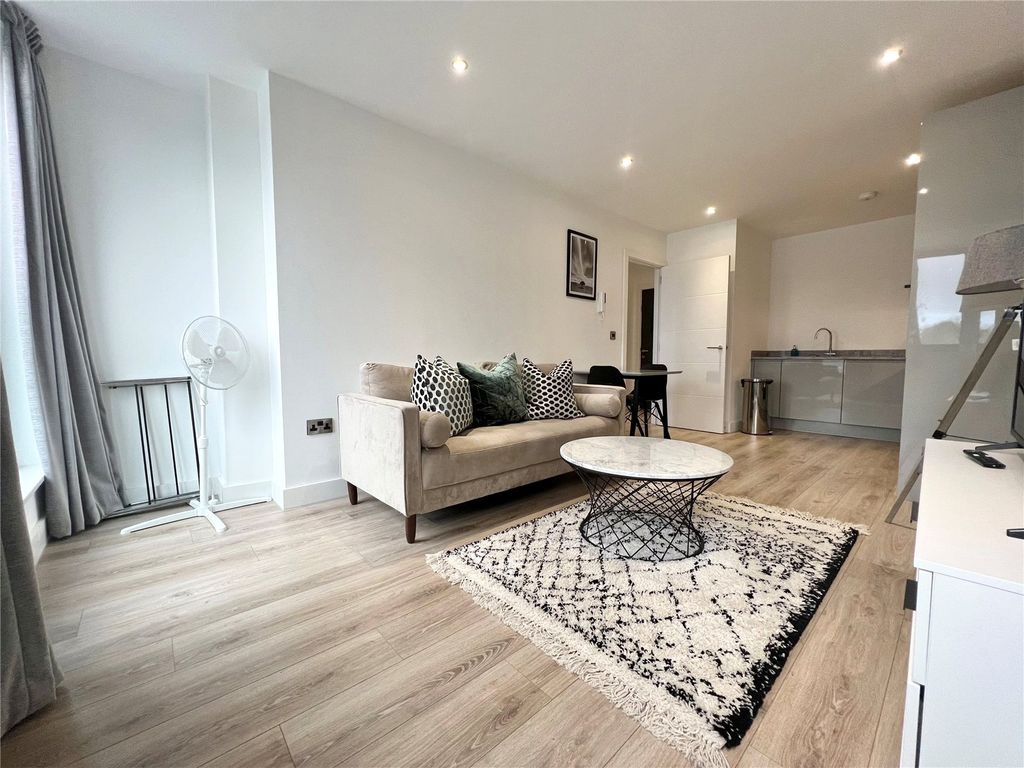 Property photo 2 of 8 Picture No. 02