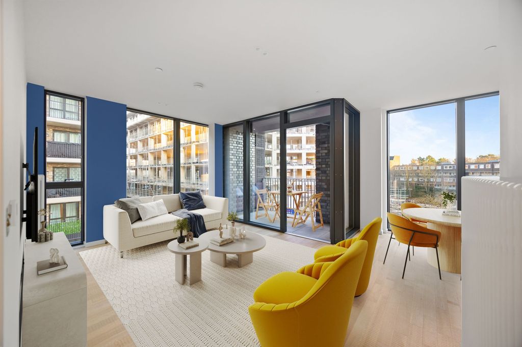 Property photo 2 of 22