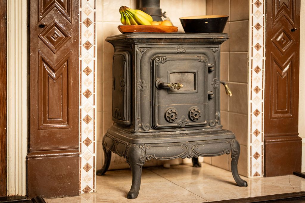 Property photo 3 of 17