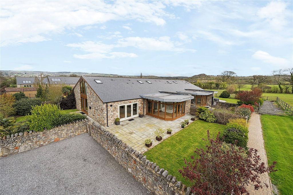 Property photo 2 of 17 Picture No. 03