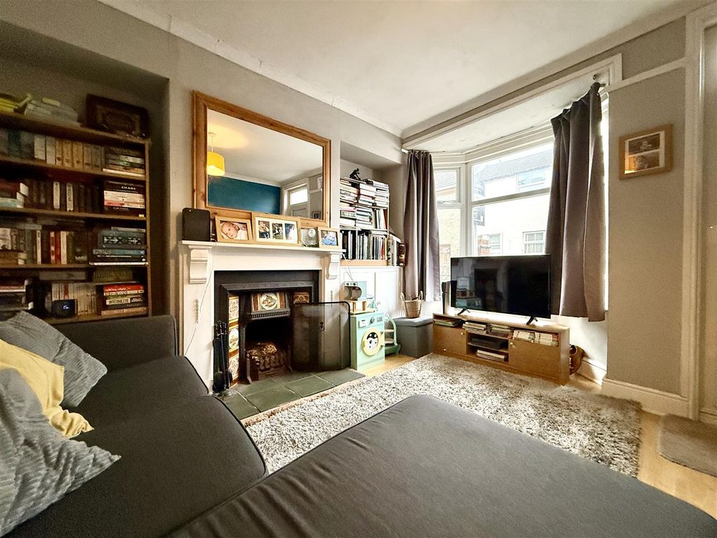 Property photo 3 of 14 3