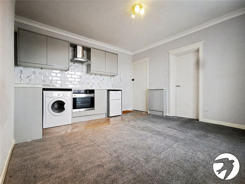 Property photo 2 of 7 Picture No. 05