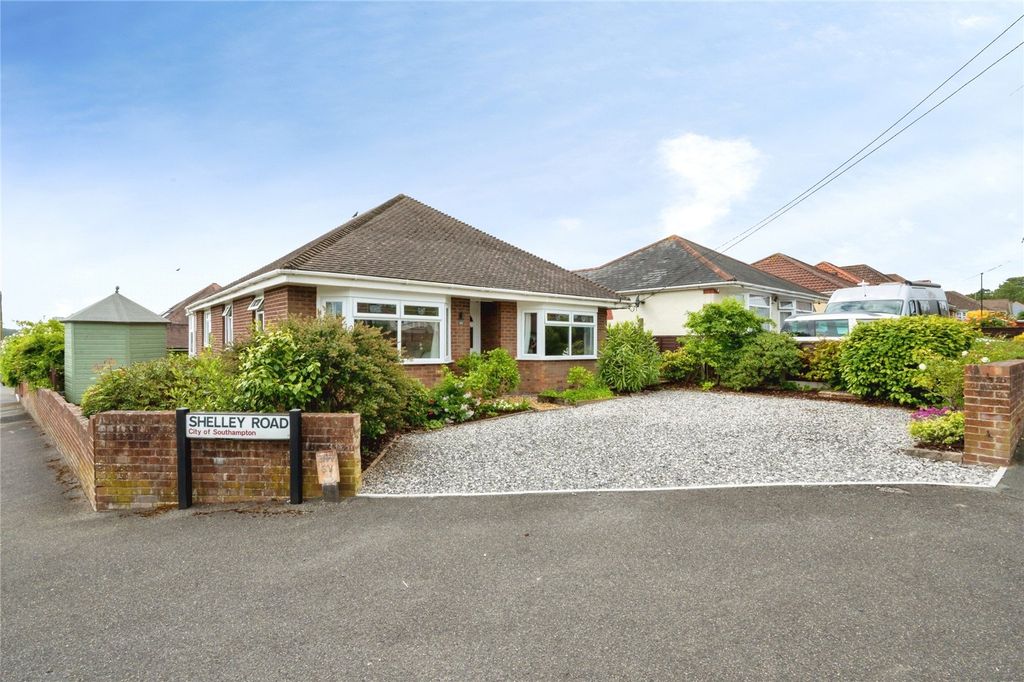 Property photo 1 of 14 Picture No. 11