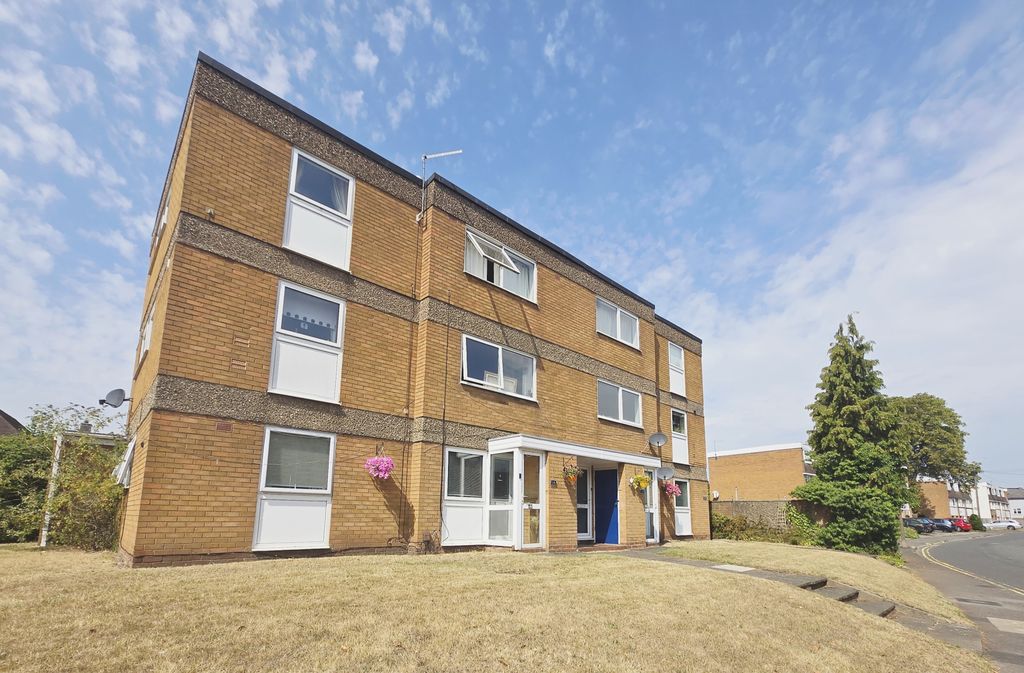 Property photo 1 of 5