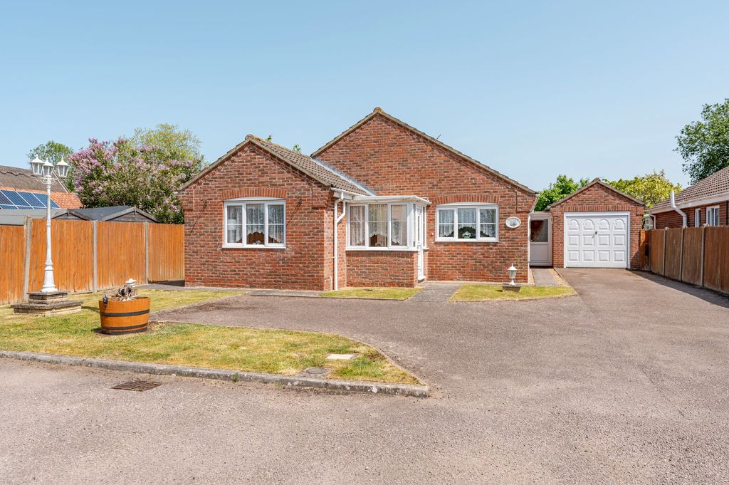 Property photo 1 of 23
