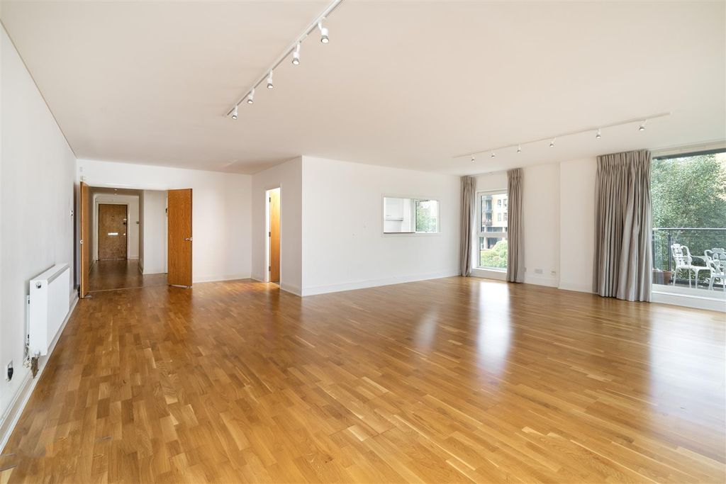 Property photo 2 of 13 P01.Jpg