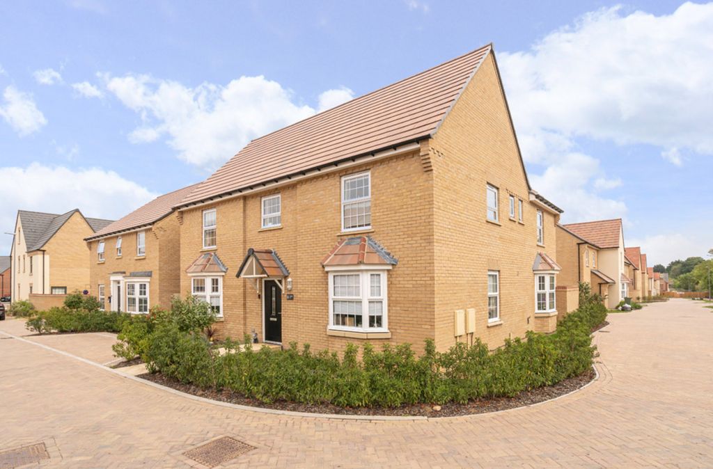 Property photo 1 of 34
