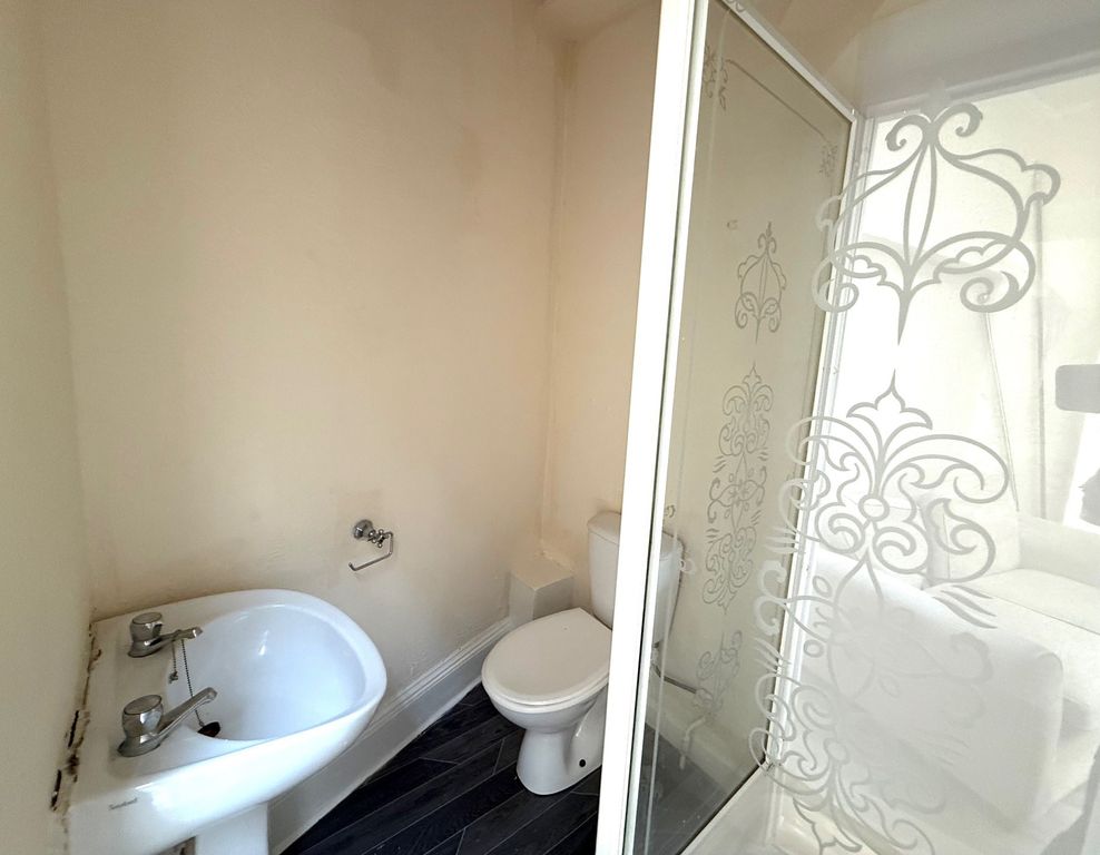 Property photo 3 of 3 Bathroom