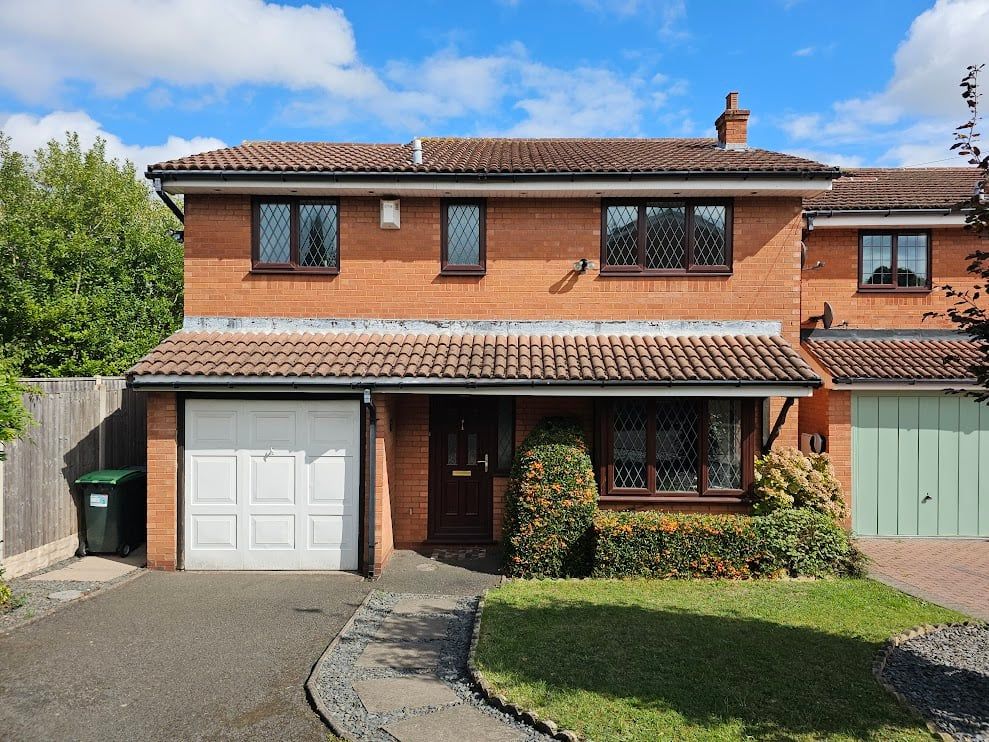 Property photo 2 of 17