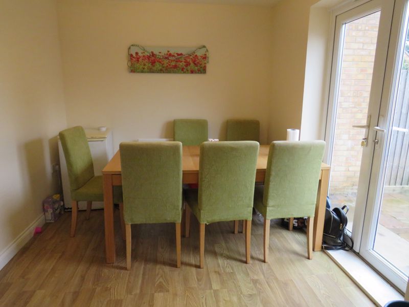 Property photo 3 of 16 Photo 4