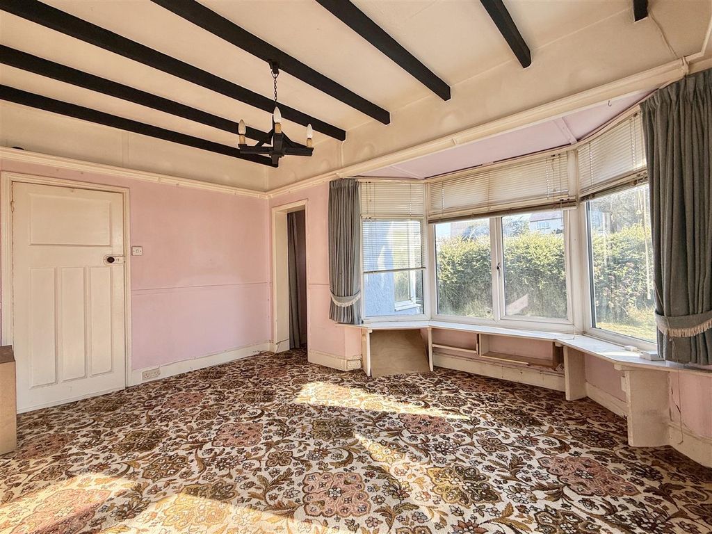 Property photo 2 of 30 Image00019.Jpeg