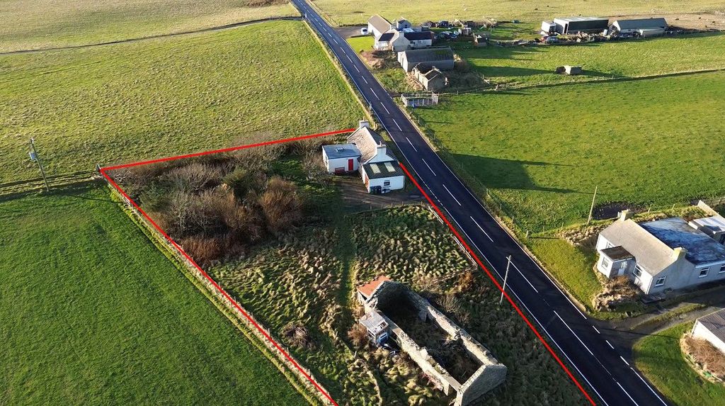 Property photo 2 of 19 Aerial Outline