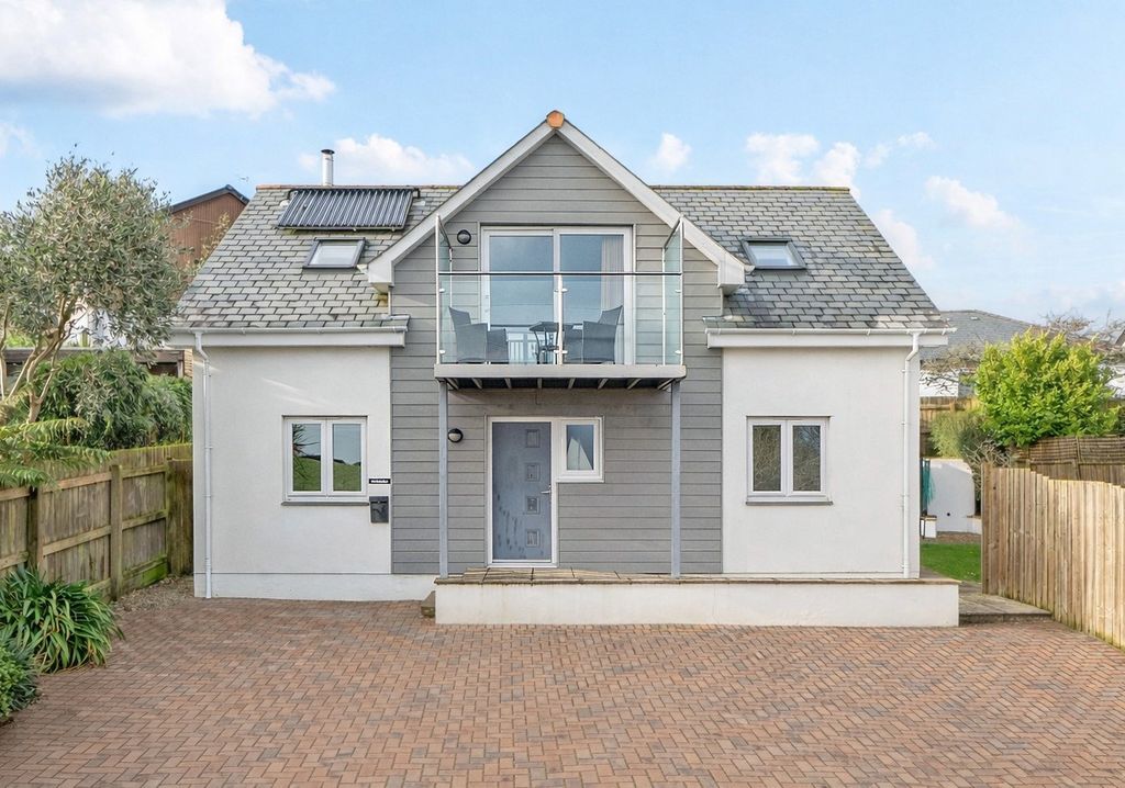 Property photo 1 of 17 Photo 1