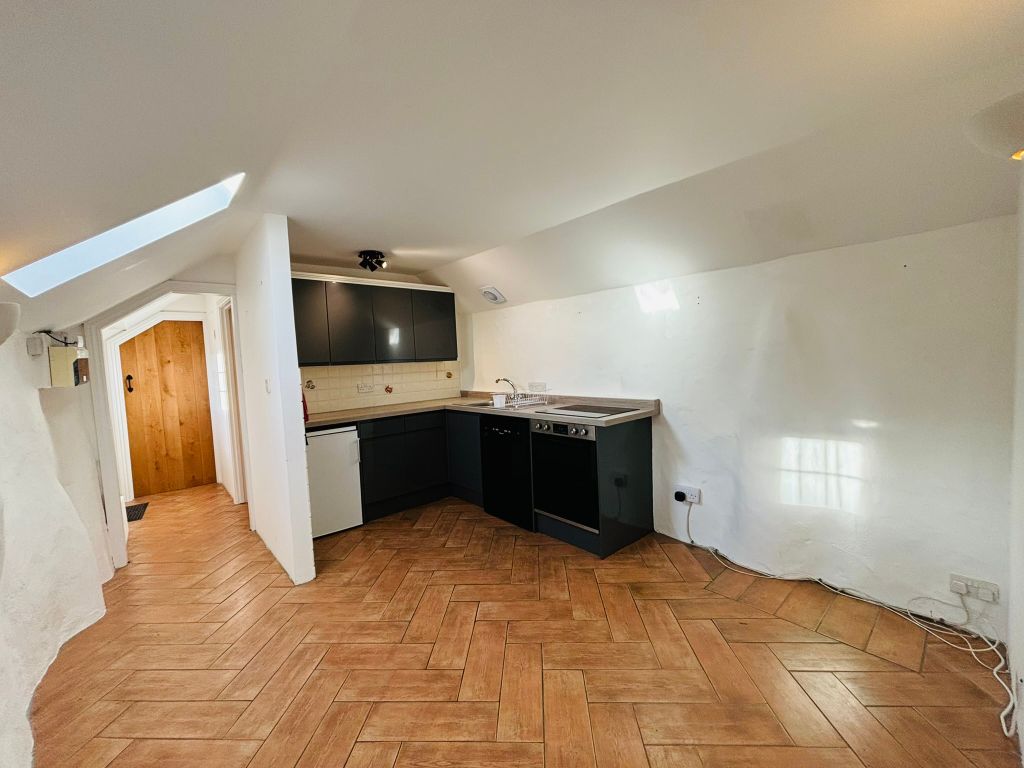 Property photo 2 of 8 Img_6996