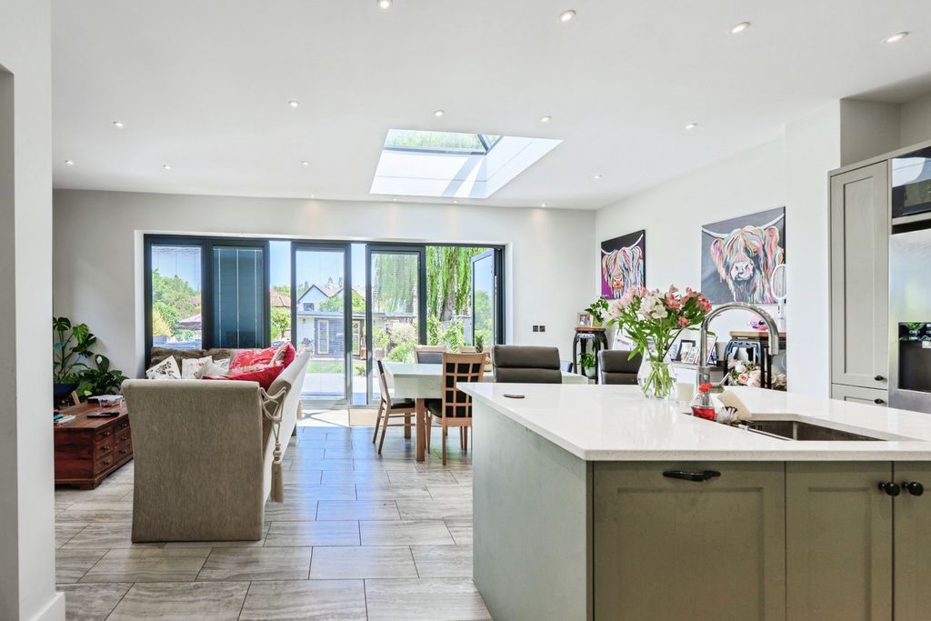5 bed semi-detached house for saleKingscroft Road, Leatherhead, Surrey KT22