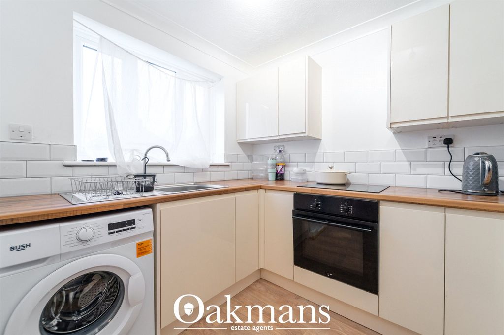 Property photo 2 of 25 Picture No. 19