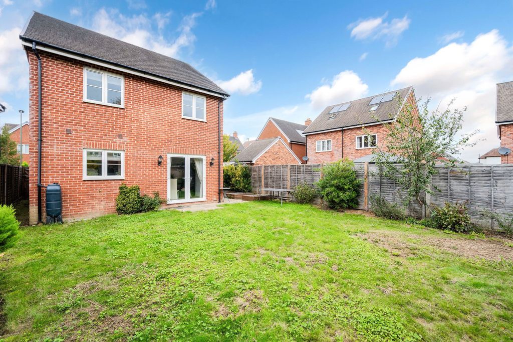 Property photo 2 of 16