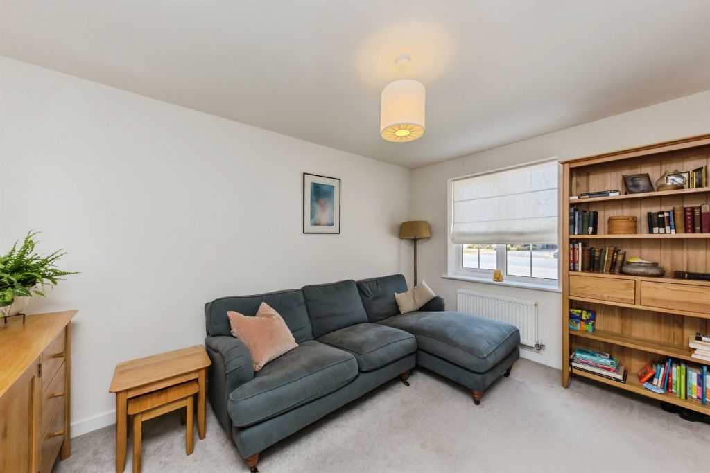 Property photo 3 of 16