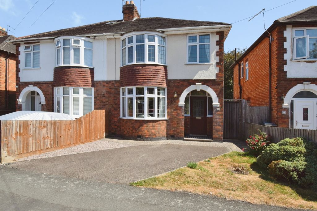 Property photo 1 of 18 Pbox-Img.Jpg